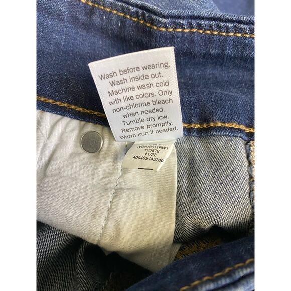 Croft & Barrow Women’s Navy Pull On Capris Size 8 NWT - Picture 8 of 12